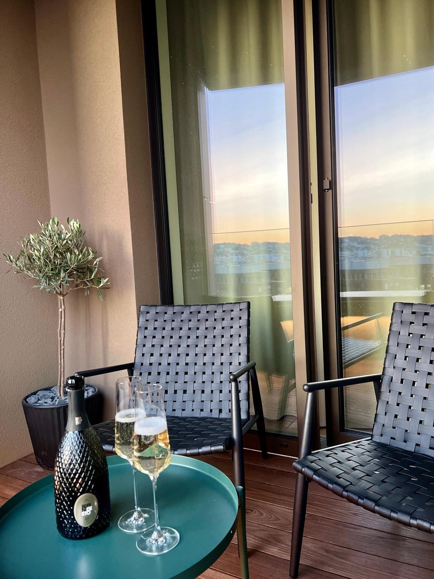 Apartmán Cloud 9 Sky Park Elegance - Brand New With Stunning Views *
