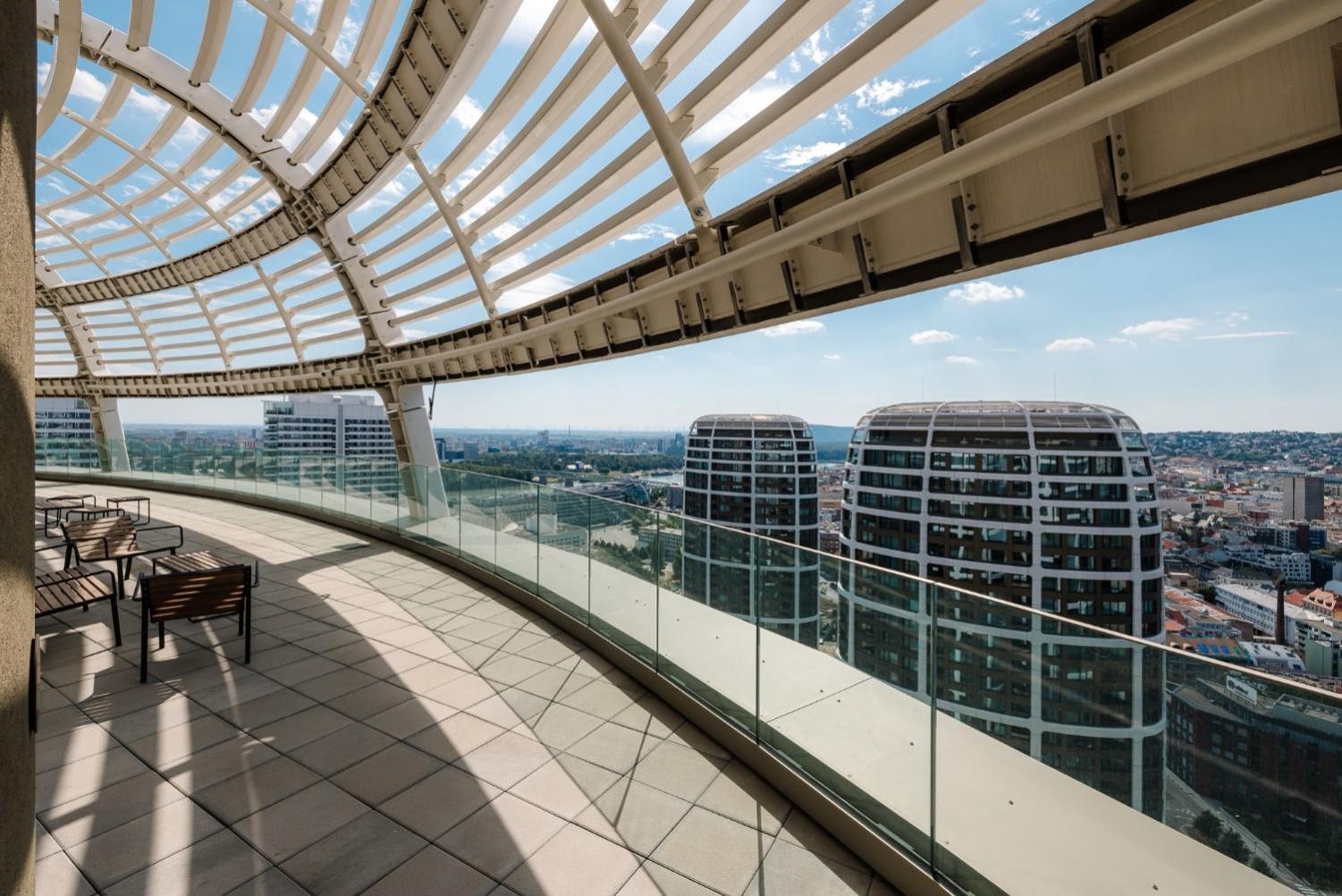 Cloud 9 Sky Park Elegance - Brand New With Stunning Views